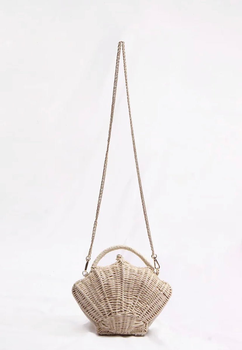 Scalloped Shell Clutch